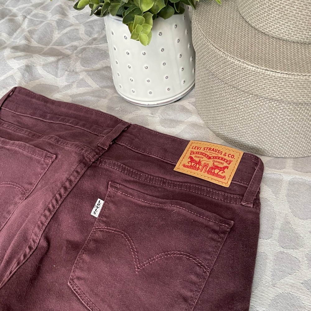 Levi Strauss & Co. 711 Skinny Jean Size 27